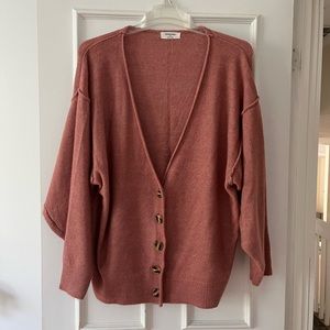 LAST CHANCE Oversized cardigan sweater